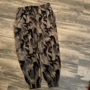 Girls Bailey Blossoms Camouflage Joggers